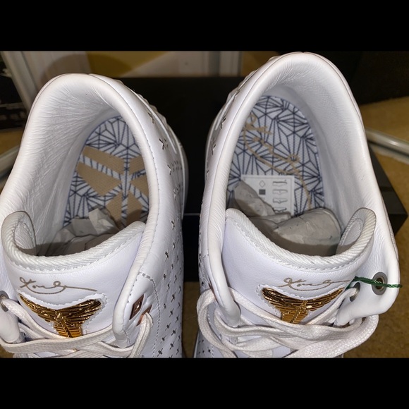 Kobe 10 Mid EXT White Gum - Picture 3 of 9